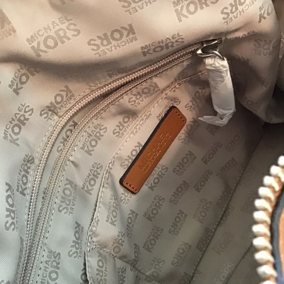 MICHAEL KORS, Uptown Astor Studded Large Tote Chain Shoulder Strap Satchel. - Picture 15 of 16